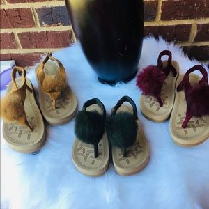 Fluffy flip flops summer style